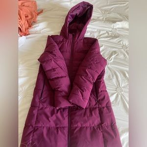 Women’s long jacket with hood